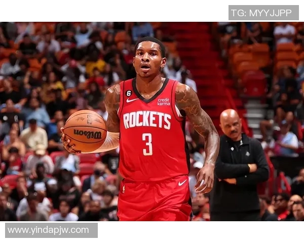 火箭与爵士在2015至2016赛季的精彩对决回顾与分析