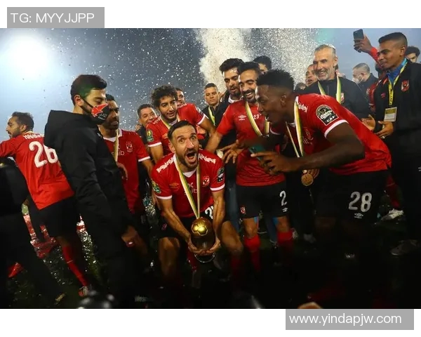 独立队与阿赫利的较量揭示足球战术与团队精神的较大差异 独立队与阿赫利的较量揭示足球战术与团队精神的较大差异