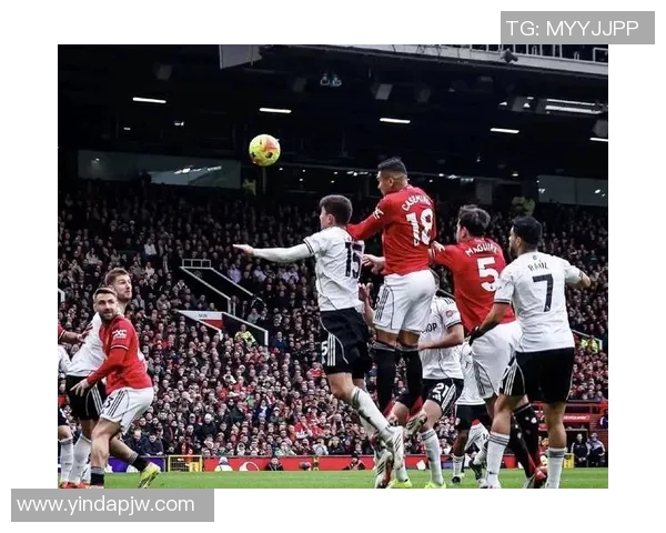 谢什科的传奇旅程:从无名小卒到足球巨星的蜕变与荣耀 谢什科的传奇旅程:从无名小卒到足球巨星的蜕变与荣耀