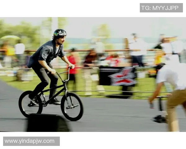 重庆极限运动队荣登全国排行榜第三名展现非凡实力与激情 重庆极限运动队荣登全国排行榜第三名展现非凡实力与激情