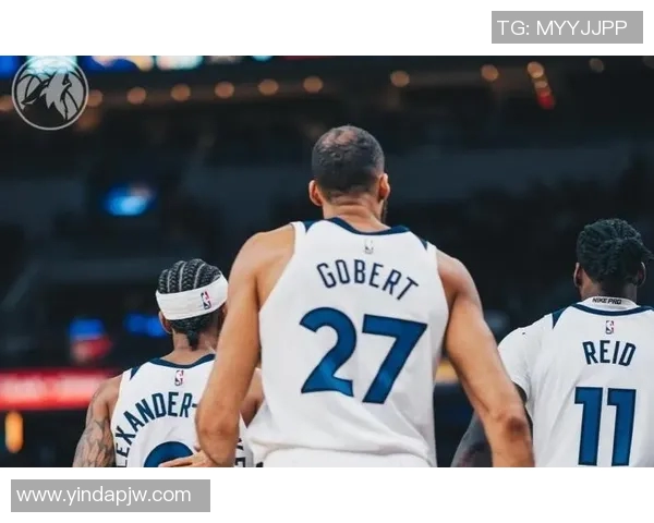 2016年12月8日勇士与快船激战成名场面回顾与精彩瞬间分析 2016年12月8日勇士与快船激战成名场面回顾与精彩瞬间分析