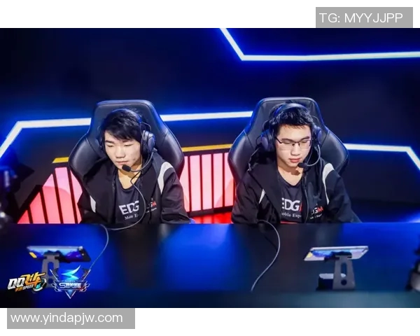 EDG与TT精彩对决全程文字解说带你感受电竞魅力与激情碰撞